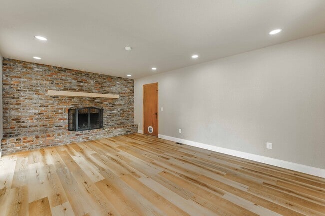 Photo - 916 S 16th St
