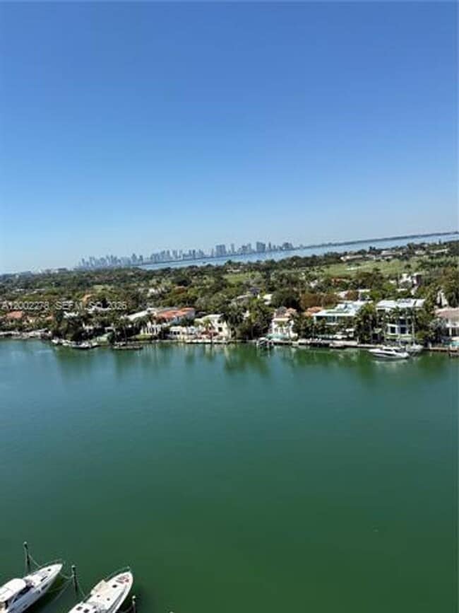 Photo - 5700 Collins Ave Unidad 5700 Collins Ave # 15H