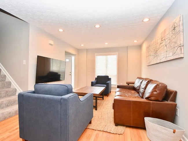 Photo - 1240 Michigan Ave