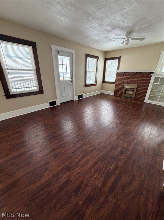 Photo - 1870 Cordova Ave