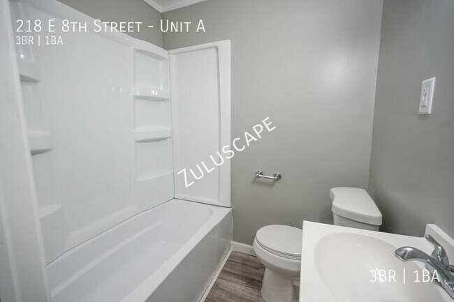 Photo - 218 E 8th St Unit A