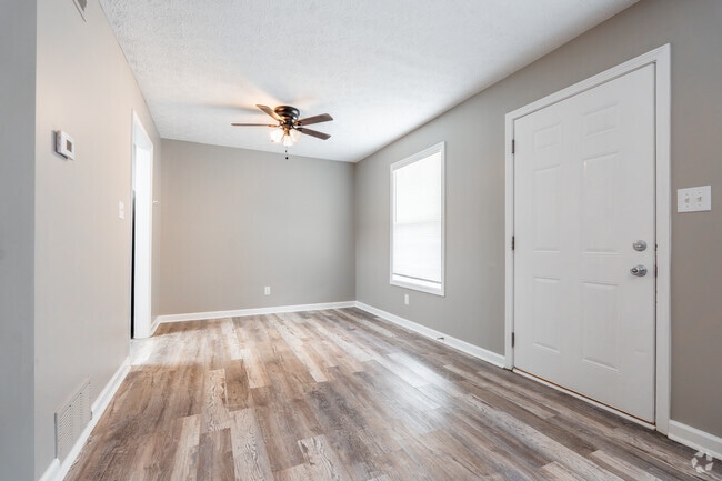 1BR, 1BA - Dining Room and Entrance - Flats at Greentree