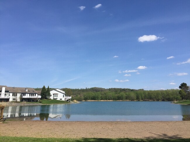 Building Photo - 73 Midlake Cir