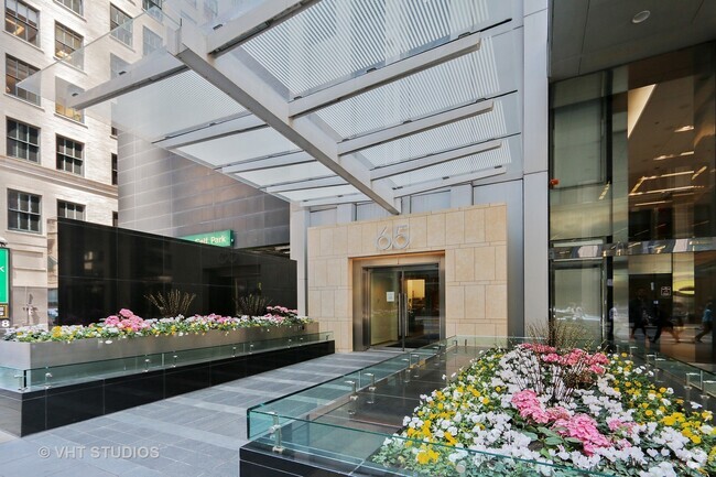 Building Photo - 65 E Monroe St Unit 4607 Rental