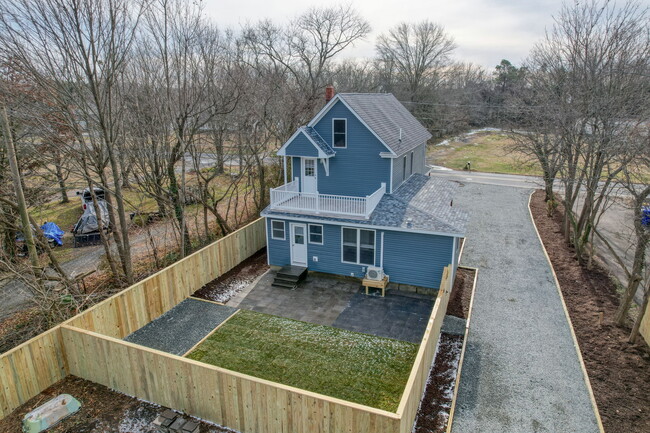 Photo - 35617 Airport Rd