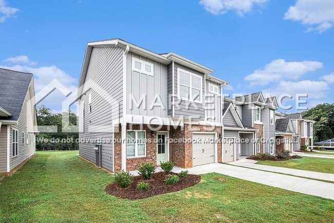 Photo - 1912 Schoolhouse Ln
