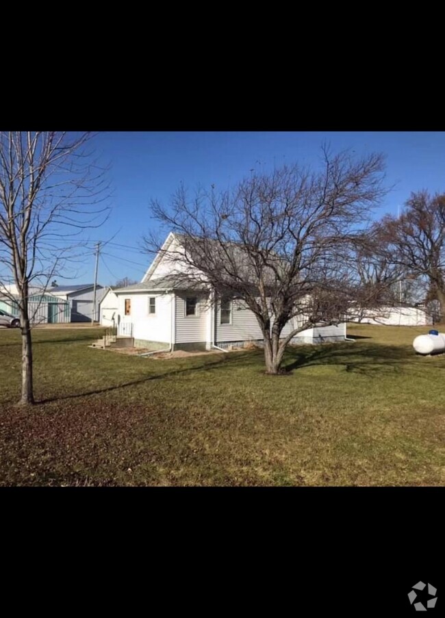 Building Photo - 24602 Oran St Rental