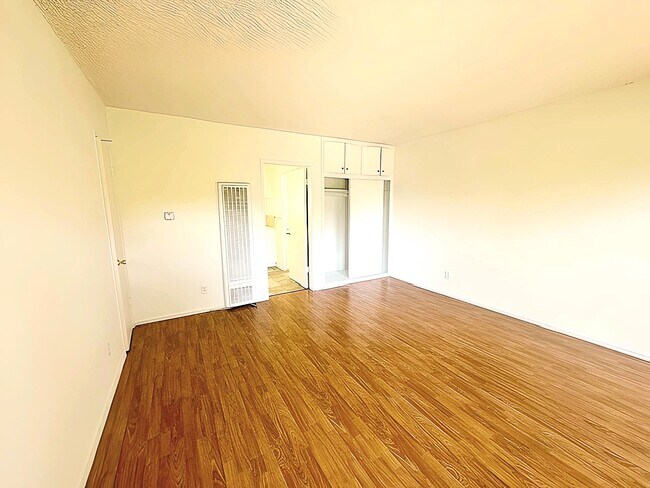 Photo - 12409 Ohio Ave Unit 1