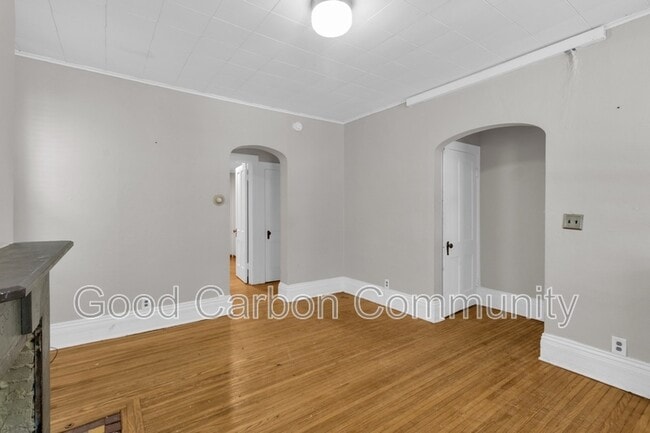 Photo - 176 Richmond Ave Unit 1