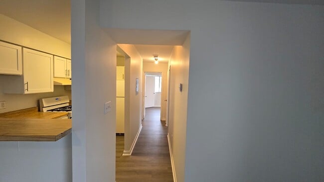 Photo - 2634 Bowen Rd SE Unit 204