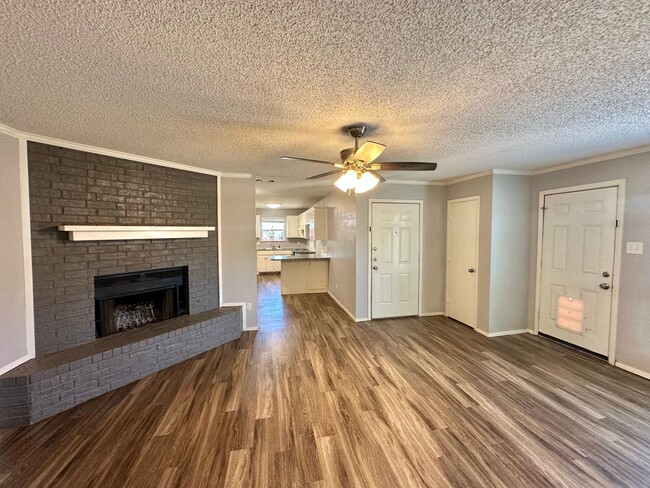 Photo - 7410 Avenue W Unit B