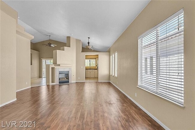 Photo - 237 Highgate St