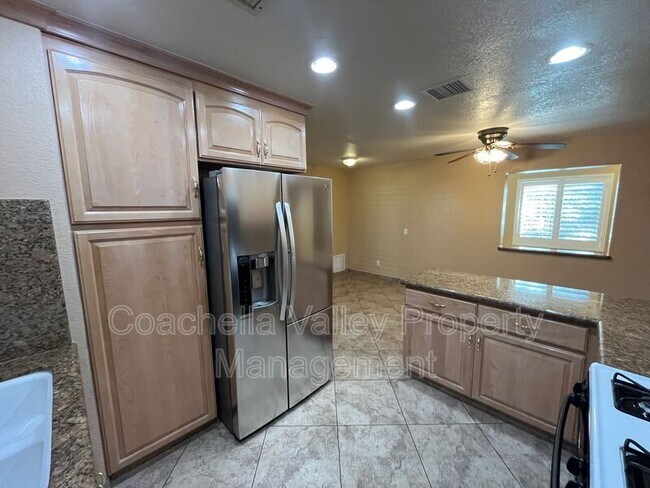 Building Photo - 46630 Vargas Rd