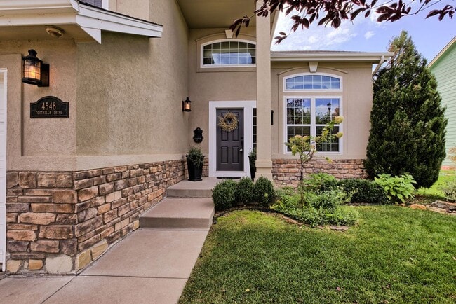 Photo - Absolutely Stunning 4 Bedroom Home in Mariana Butte