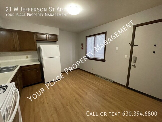 Photo - 21 Jefferson St Unit B