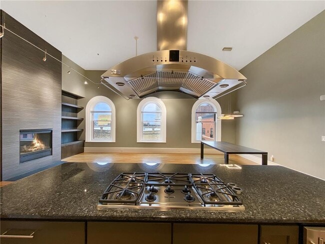 Photo - 300 Wall St Unidad 708