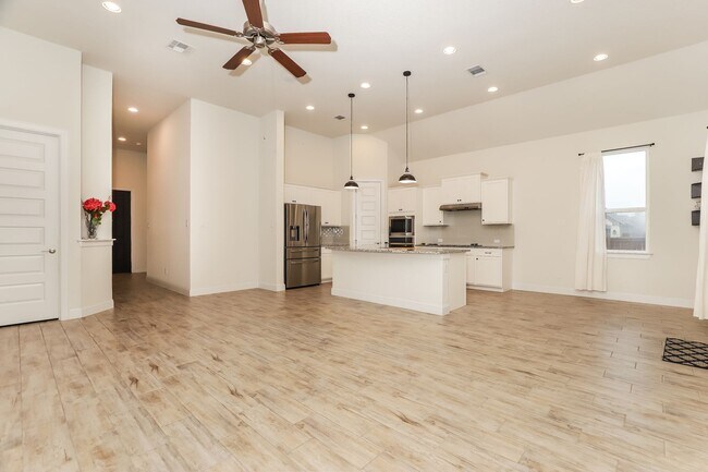 Photo - Amazing home ready to move in!