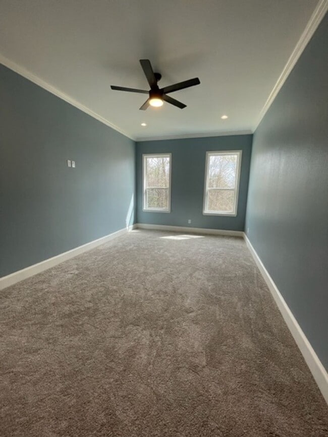 Photo - 1033 Stagecoach Bend