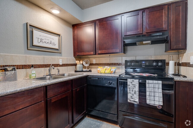 1BR , 1,5BA-765SF - The Cottages at Hefner Road