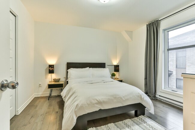 Photo - 27 de Francfort Street Unit 2