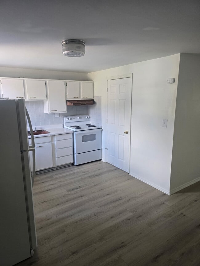 Photo - 6538-6552-6552 Conway Dr Unidad 6546