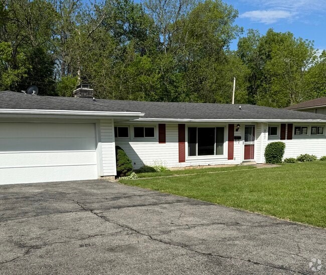 Building Photo - 317 West Dr Rental
