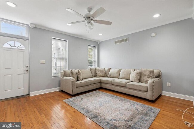 Photo - 116 Dawson St