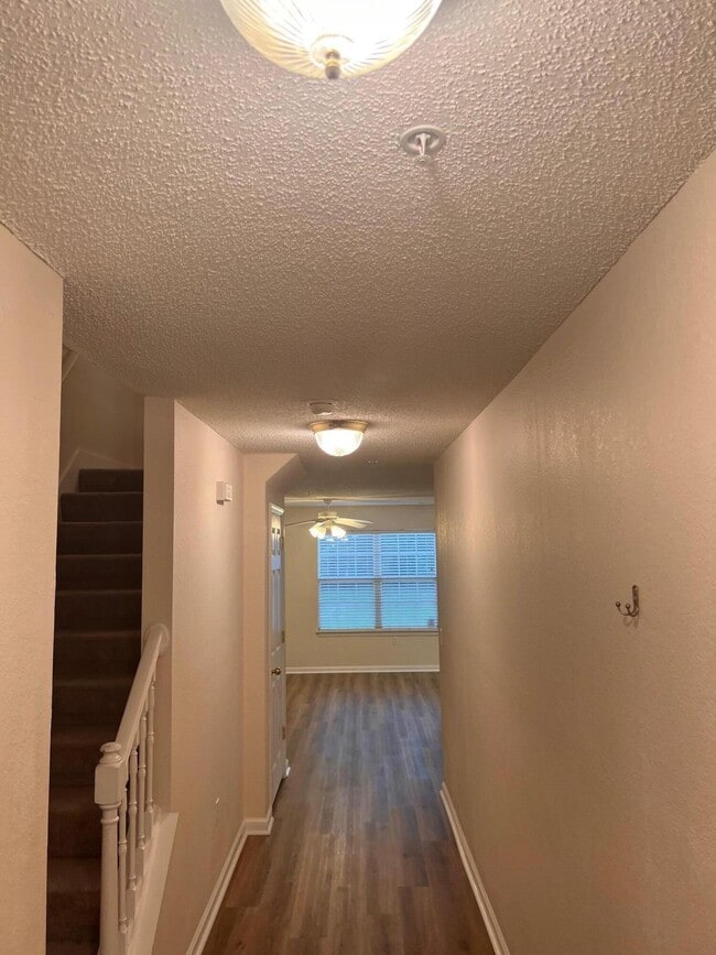 Photo - 240 Swaying Pine Ct