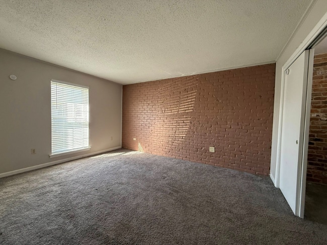 Photo - 11271 Florida Blvd