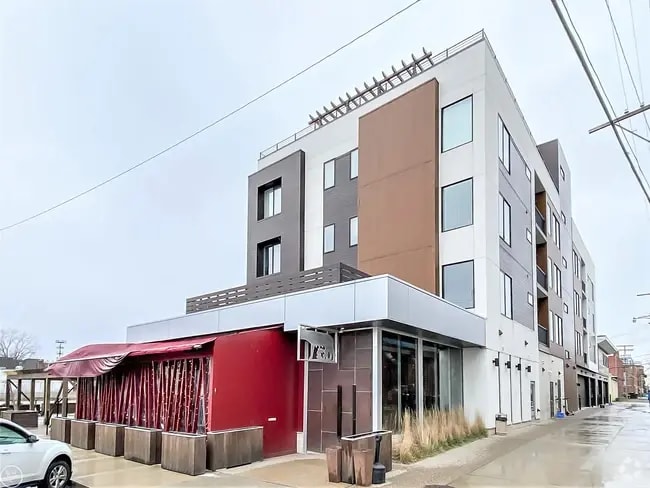 Building Photo - 438 Selden St Unit Apt 301