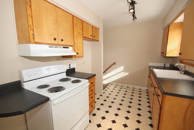 Photo - 1509 Bel Air Dr