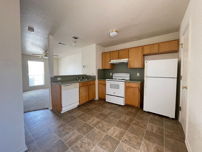 Photo - 4407 Jeff Scott Dr Unidad Apt C