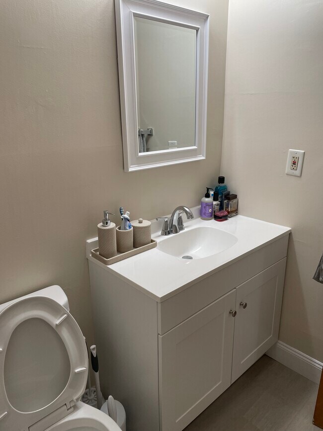 Photo - 196 Crown Street Unit 5B