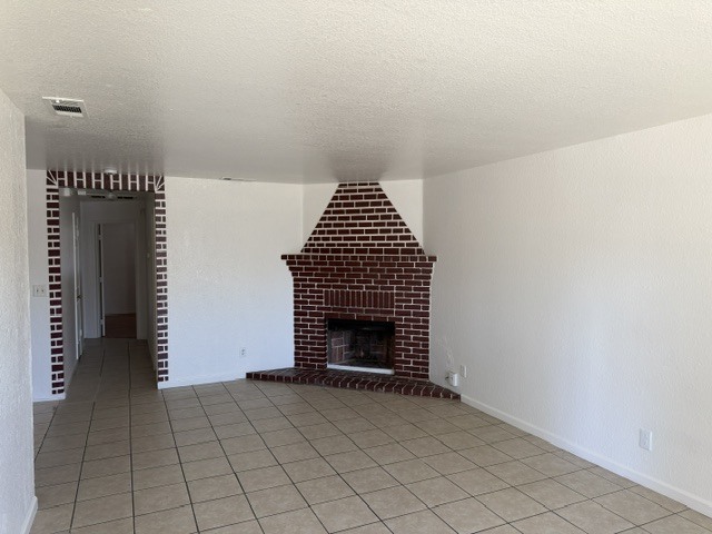Photo - 804 Niles Ct