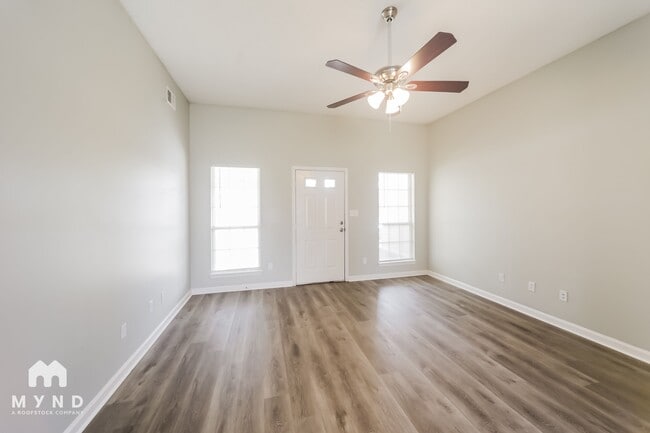 Photo - 7357 Lee Ann Dr