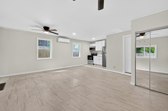 Photo - 23130 Bayleaf Dr