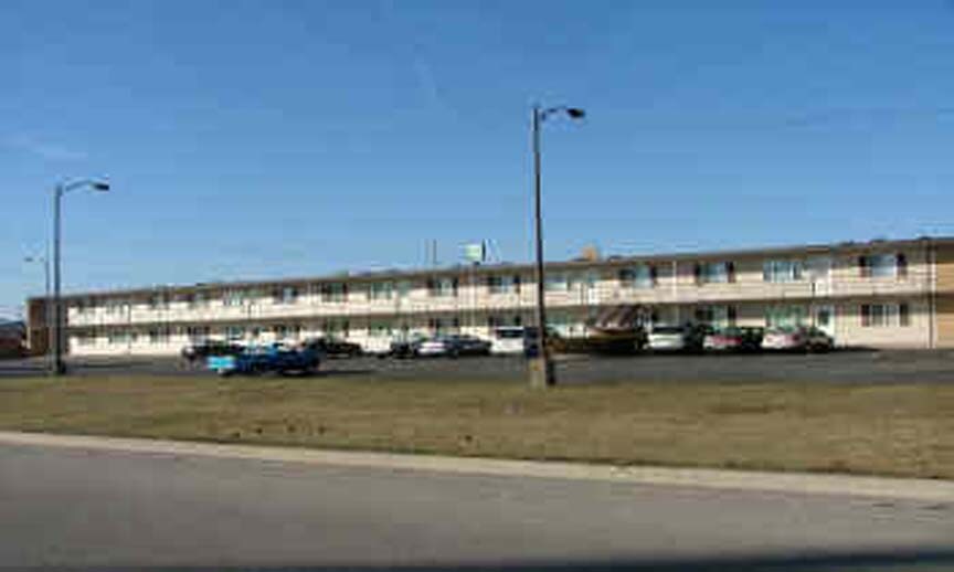 Valley Green Apartments - Valley Green Apartments