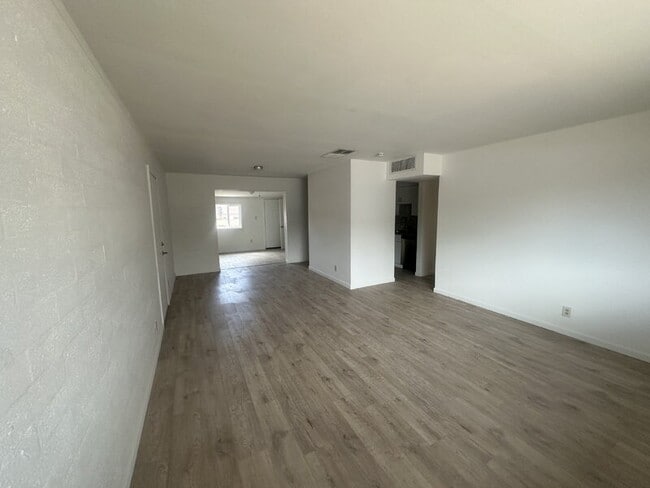 Photo - 327 Fairhaven Rd