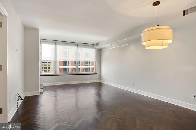 Photo - 1155 23rd St NW Unit 8L