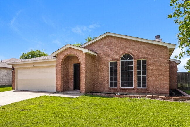 Photo - 948 Fenway Ln