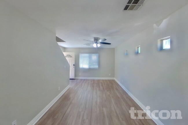 Photo - 5230 Shreve Ave