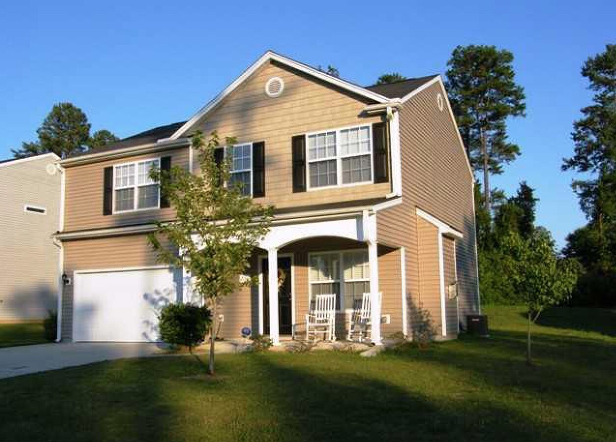 Photo - 2158 Lauren Woods Dr House