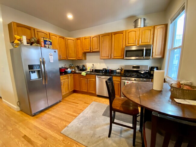Photo - 3235 Washington St Unit 1