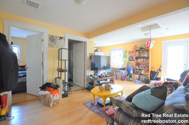Photo - 13 Centre St Condo Unit 2