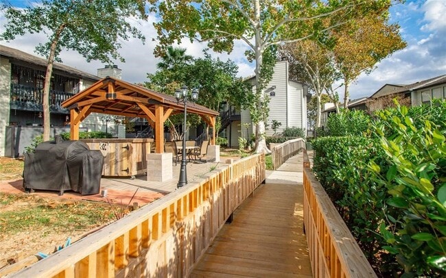 Photo - 9009 Richmond Ave. Unit 407