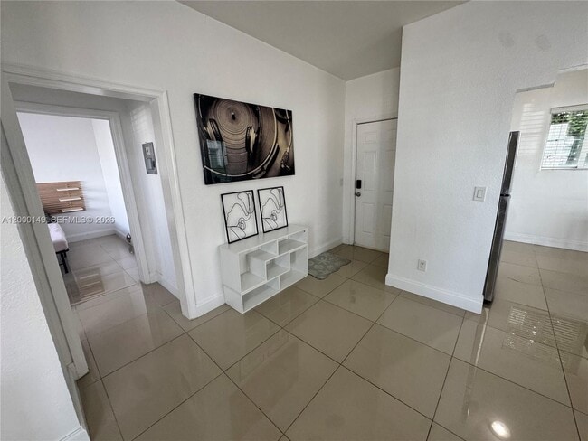 Photo - 8415 Harding Ave Unit 9