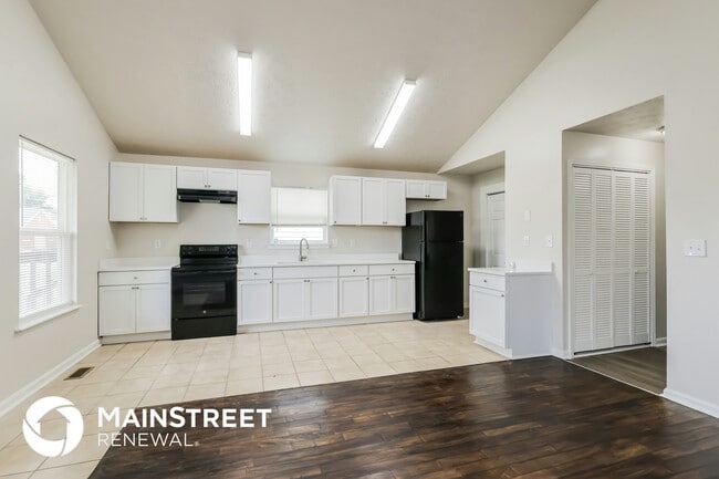 Photo - 2927 Rowan St