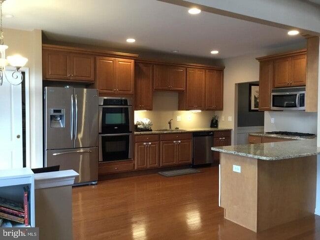 Photo - 17 Wharton Dr