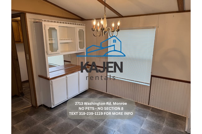 Photo - 2713 Washington Rd