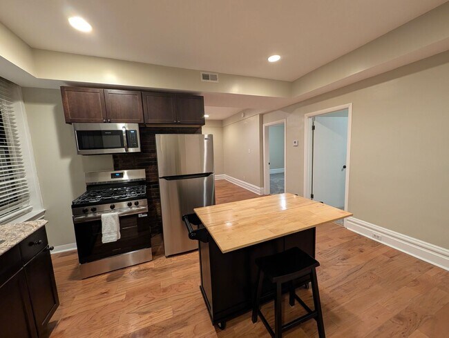 121 Grandview Ave